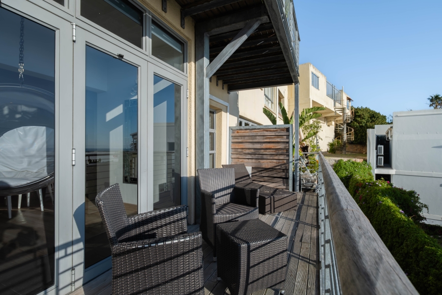 1 Bedroom Property for Sale in Camps Bay Western Cape